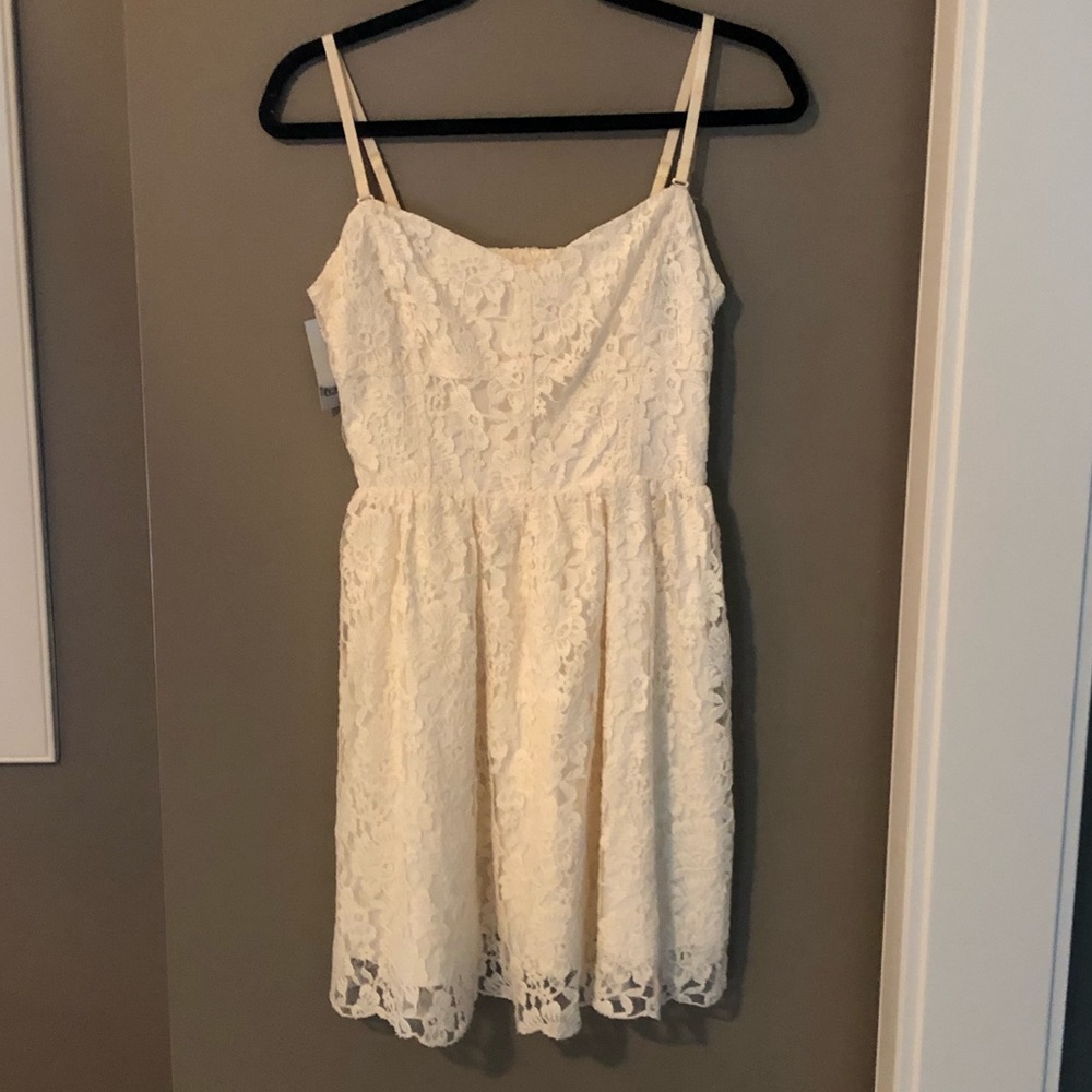 NWT Talula lace dress